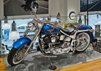 Fotografía profesional corporativa de la tienda Harley Davidson